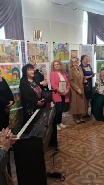 Відео з відкриття виставки «Весняний настрій»